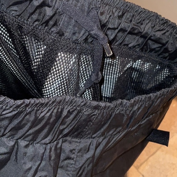 Kids Pacific Rim Rain Shell Pants. Waterproof! Youth Small. Like new condition. - Picture 7 of 12